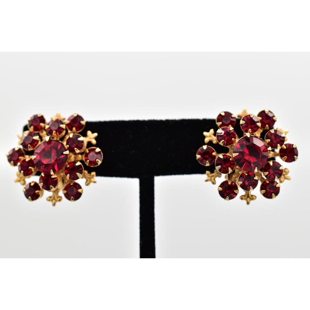 Vintage Red Crystal Clip Earrings Prong Rhinestone Gold Snowflake Flower BinBB